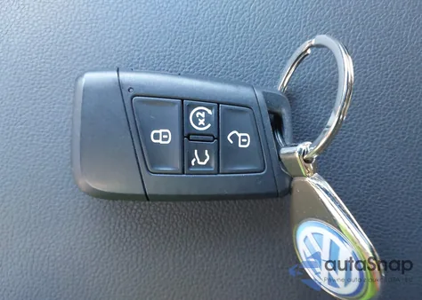 2024 Volkswagen Tiguan 2.0T Wolfsburg Edition z USA, uszkodzony, nr VIN 3VVAB7AX1RM226868